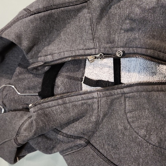 Lululemon scuba full length - Picture 2 of 4